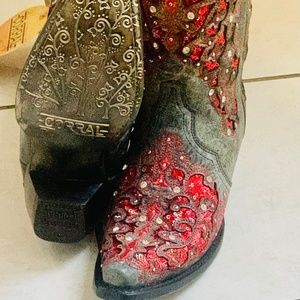 Corral women’s rhinestone boots ONLY WORN ONCE
